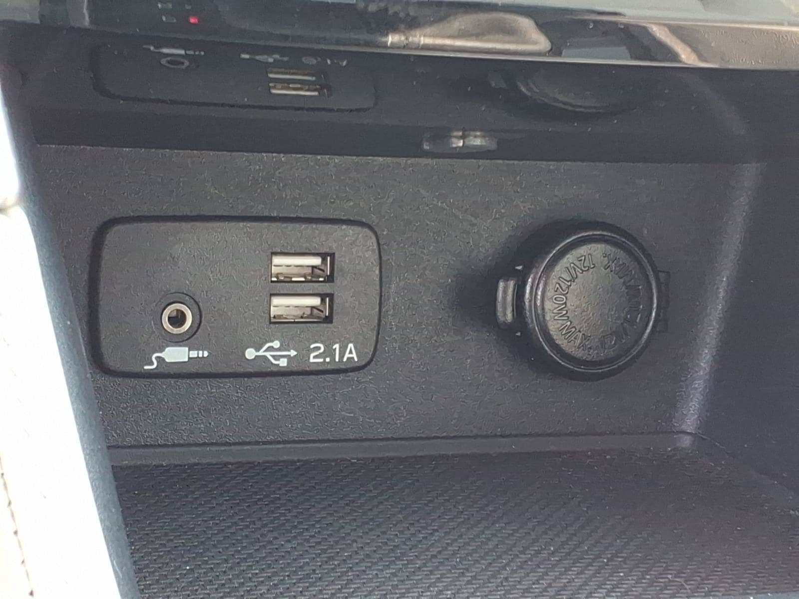 Used 2019 Subaru Forester Limited AWD/4WD image 24
