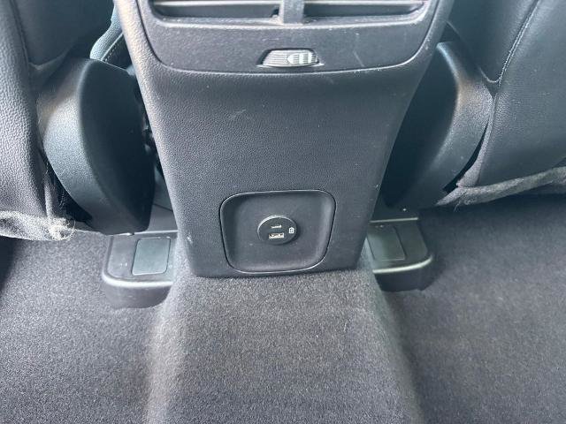 Certified 2020 Ford Escape Titanium AWD/4WD image 10