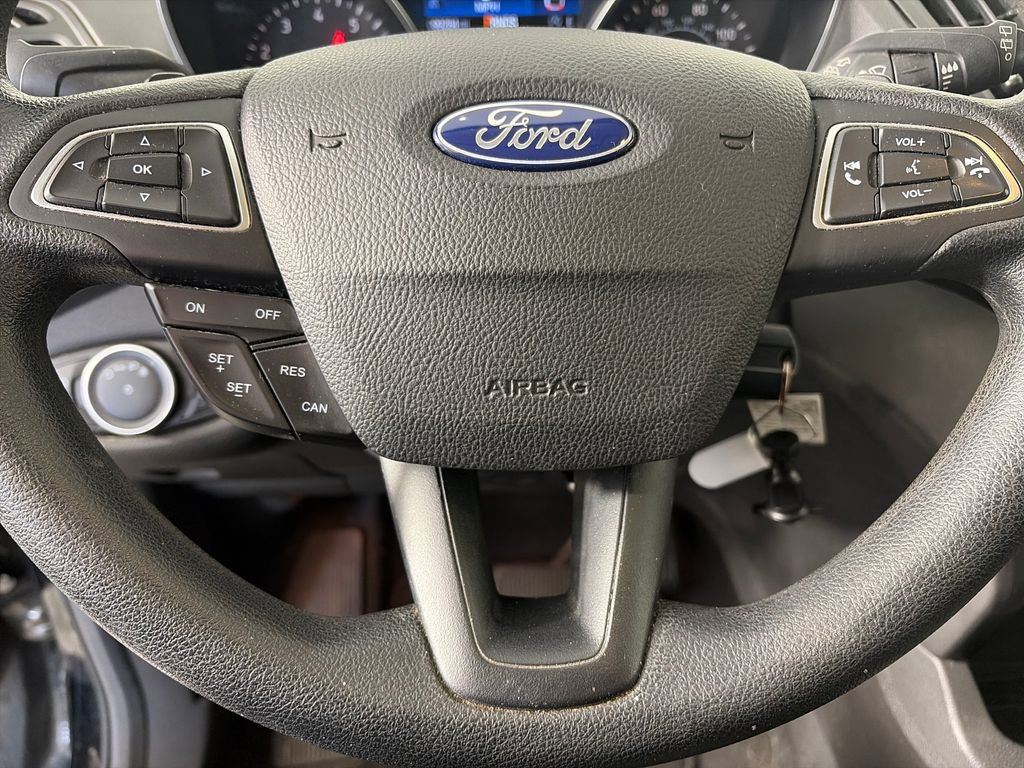 Certified 2017 Ford Escape SE FWD image 16
