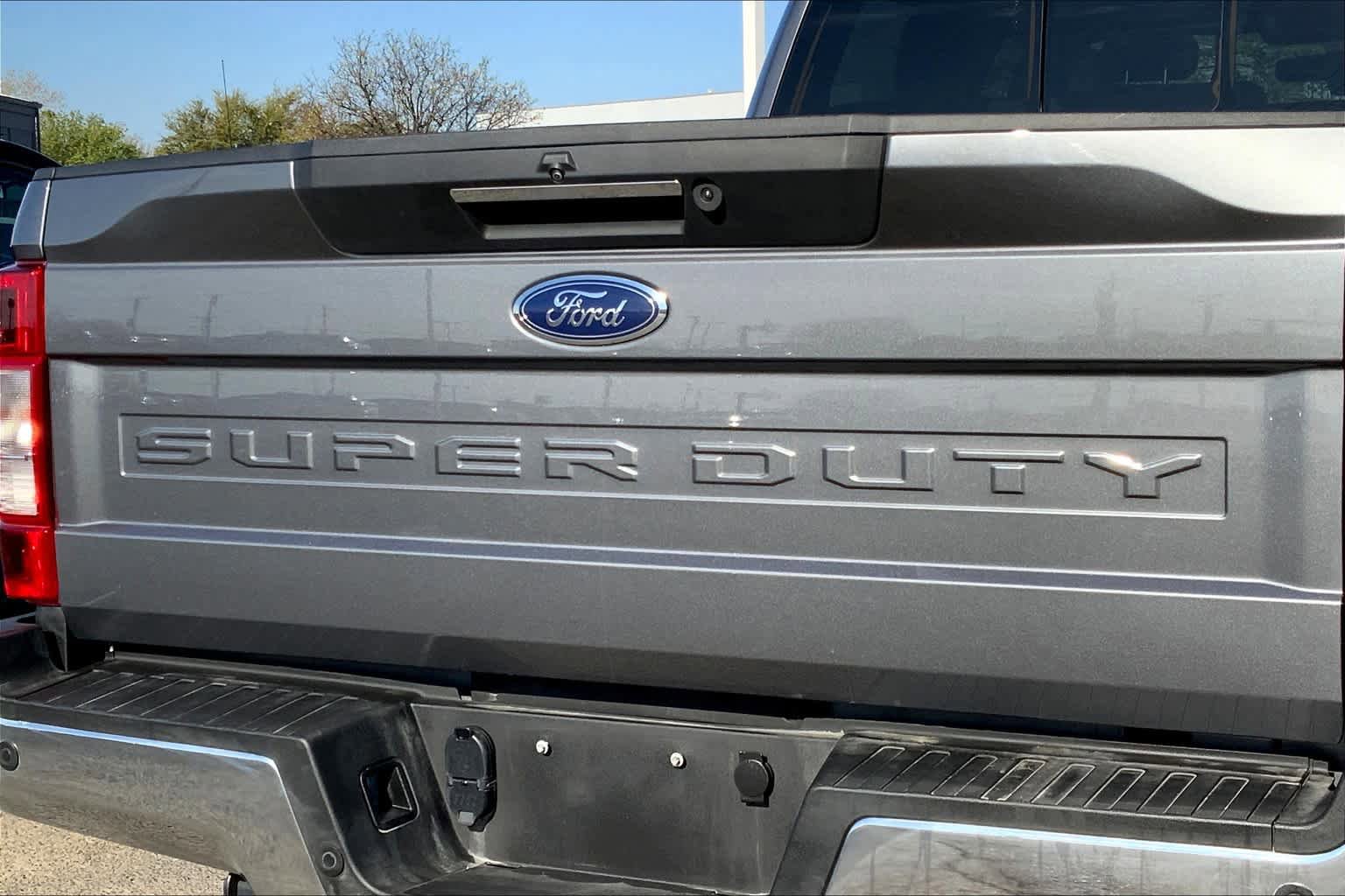 Certified 2022 Ford F250 Lariat w/ Lariat Ultimate Package AWD/4WD image 28