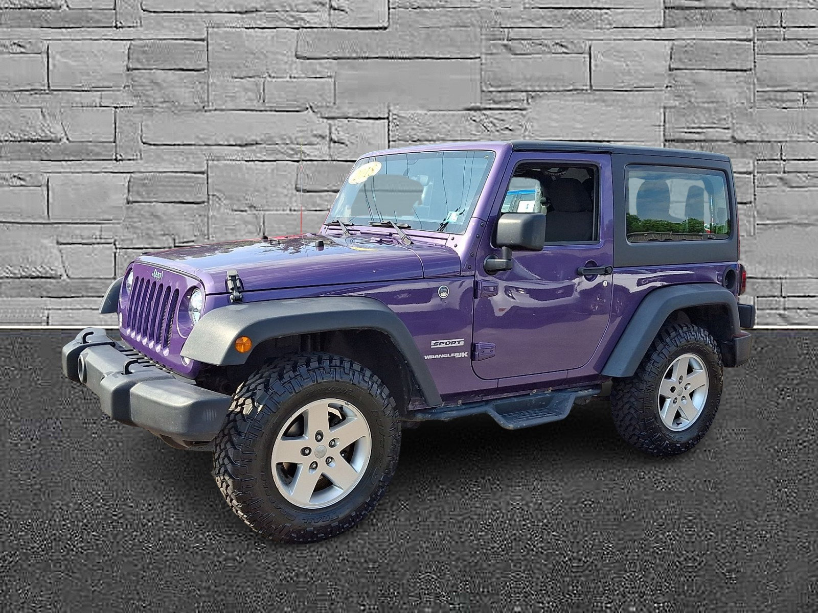 Used 2018 Jeep Wrangler Sport AWD/4WD image 5