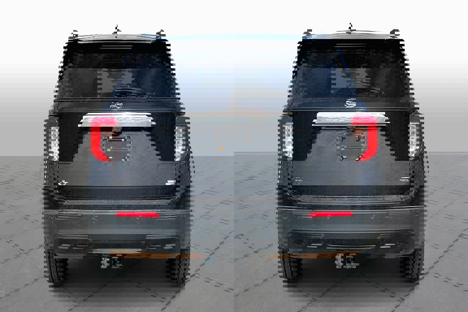 Certified 2020 Ford Explorer XLT w/ Comfort Package image 2