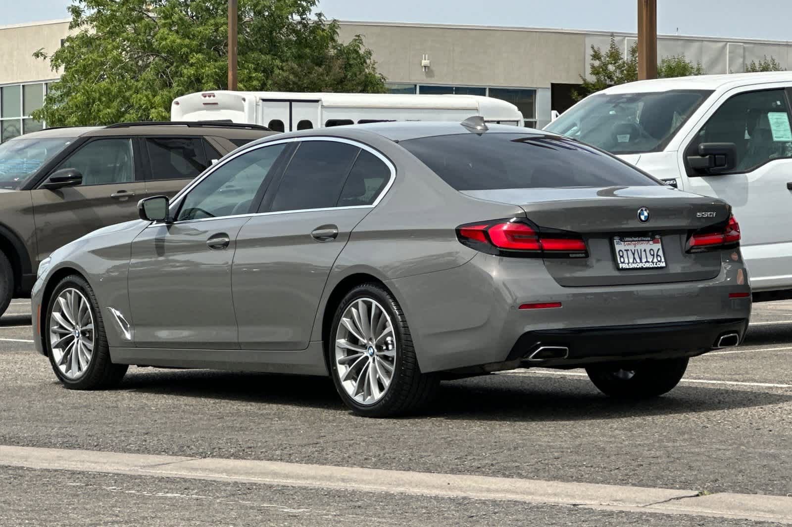 Used 2021 BMW 530i w/ Premium Package RWD image 6