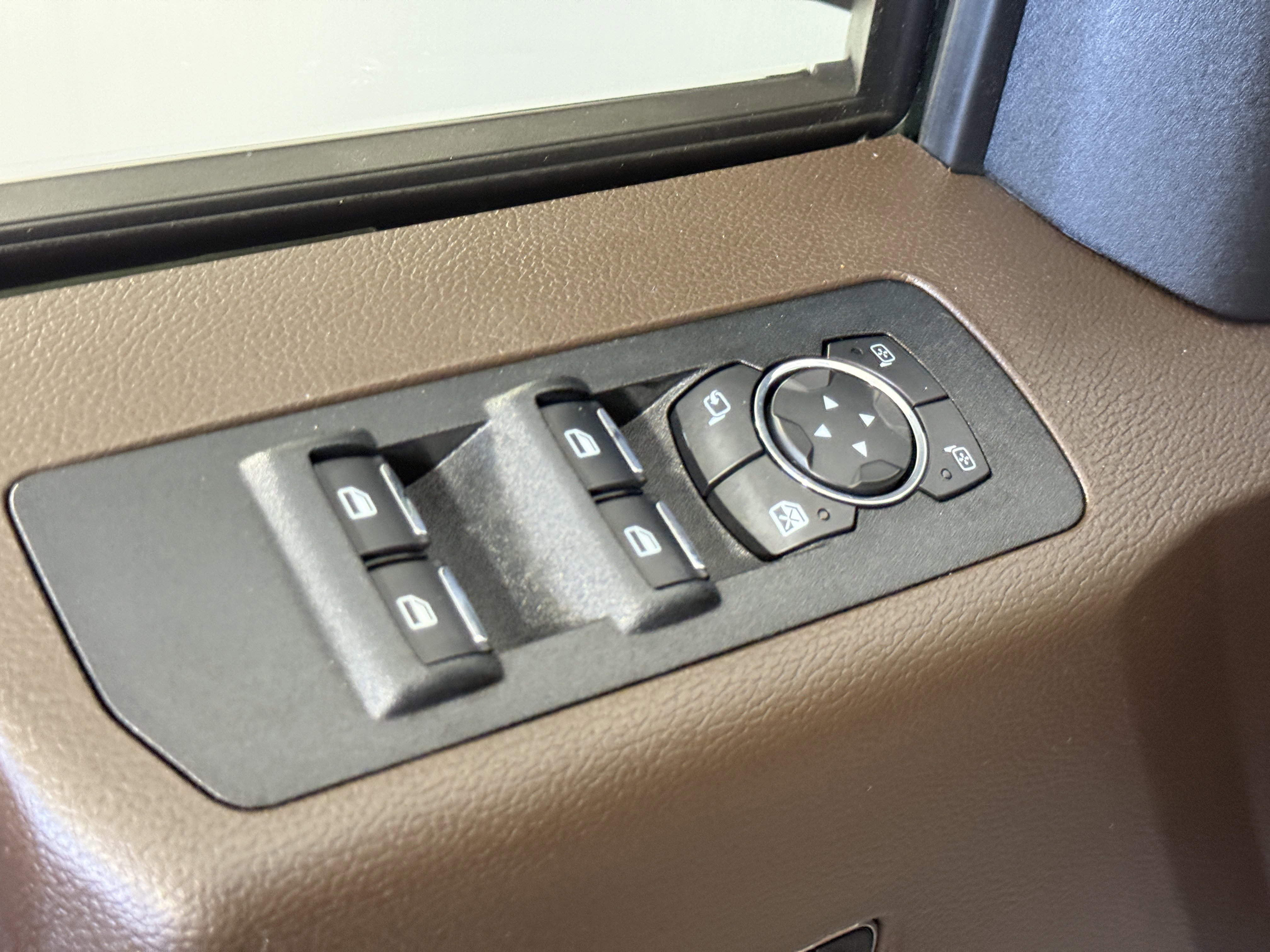 Certified 2019 Ford F150 King Ranch w/ Equipment Group 601A Luxury image 16