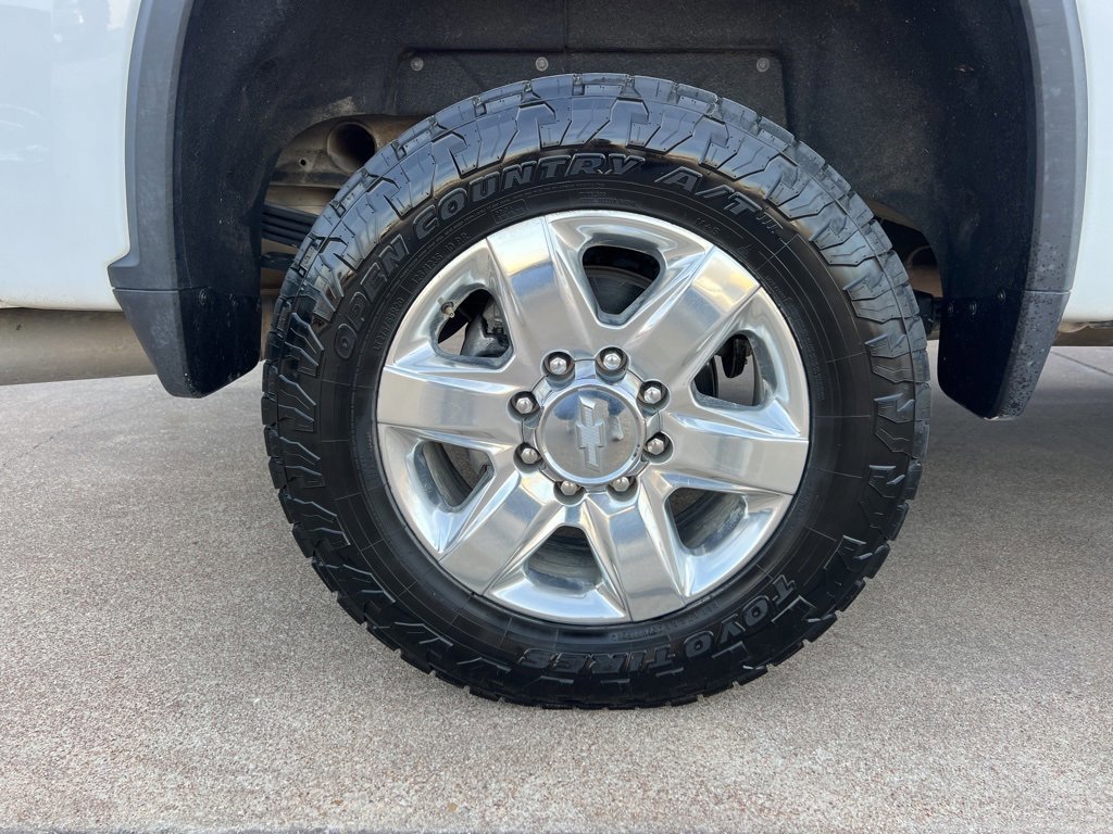 Used 2020 Chevrolet Silverado 2500 LTZ w/ LTZ Texas Edition image 9