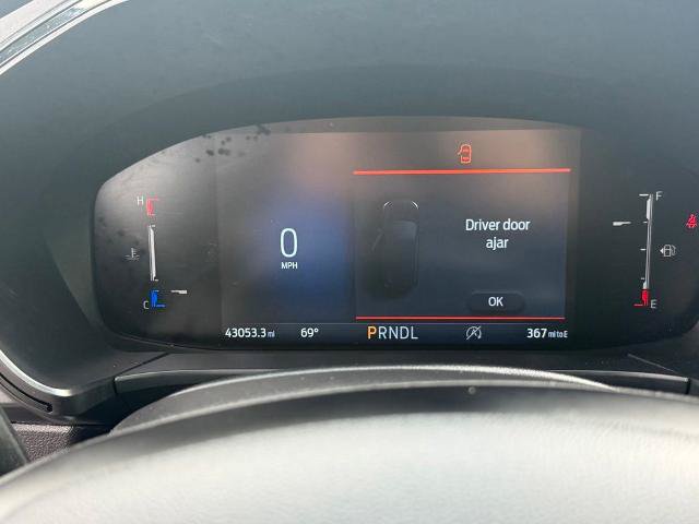 Certified 2025 Ford Escape ST-Line Select AWD/4WD image 35