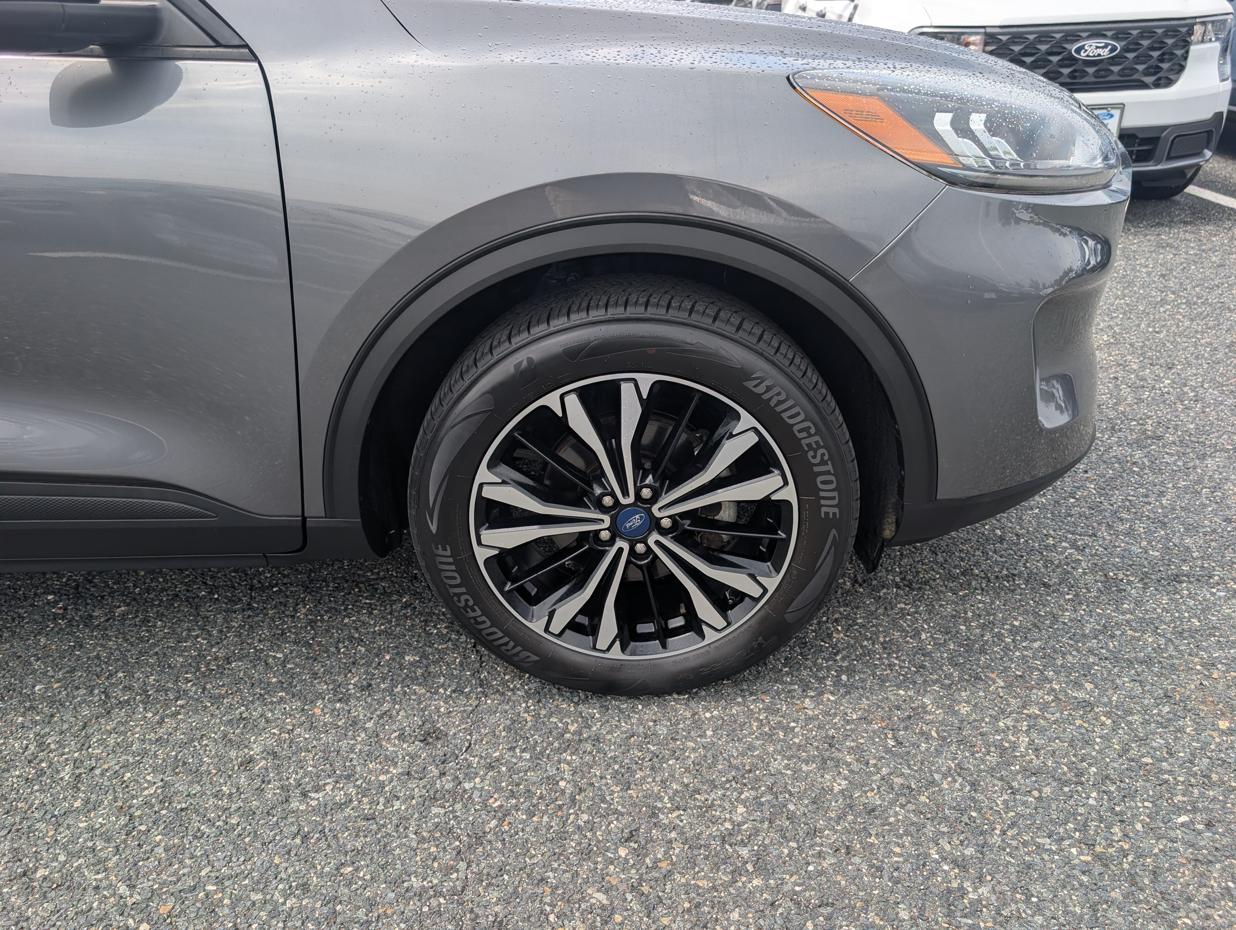 Certified 2021 Ford Escape SE w/ SE Sport Appearance Package AWD/4WD image 9