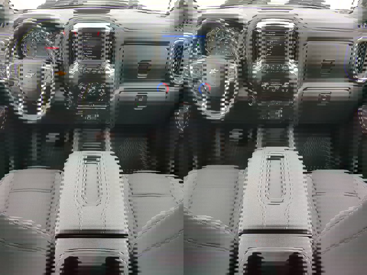 Used 2022 Chevrolet Silverado 3500 LT w/ Convenience Package image 13