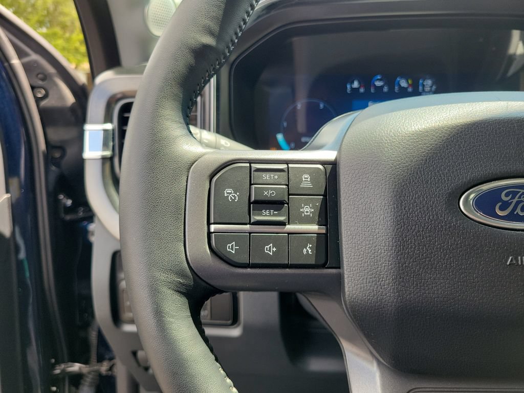 Certified 2024 Ford F250 Lariat w/ Lariat Ultimate Package AWD/4WD image 24