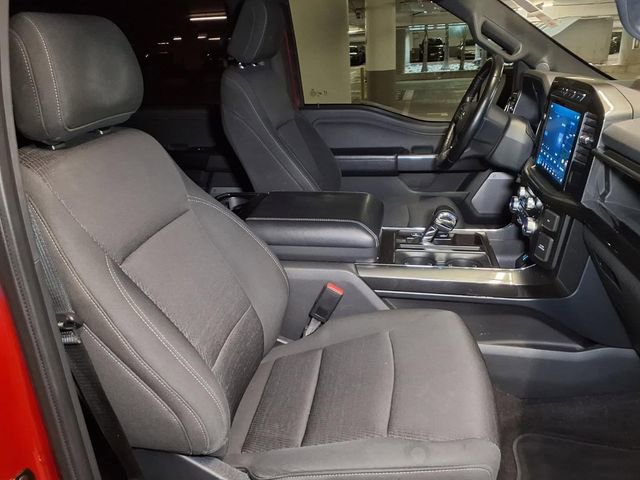 Certified 2021 Ford F150 XLT w/ Equipment Group 302A High image 28