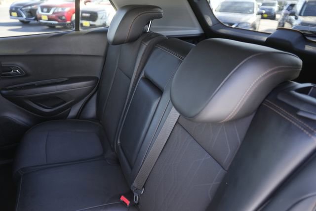 Used 2017 Chevrolet Trax LT w/ LT Convenience Package image 13