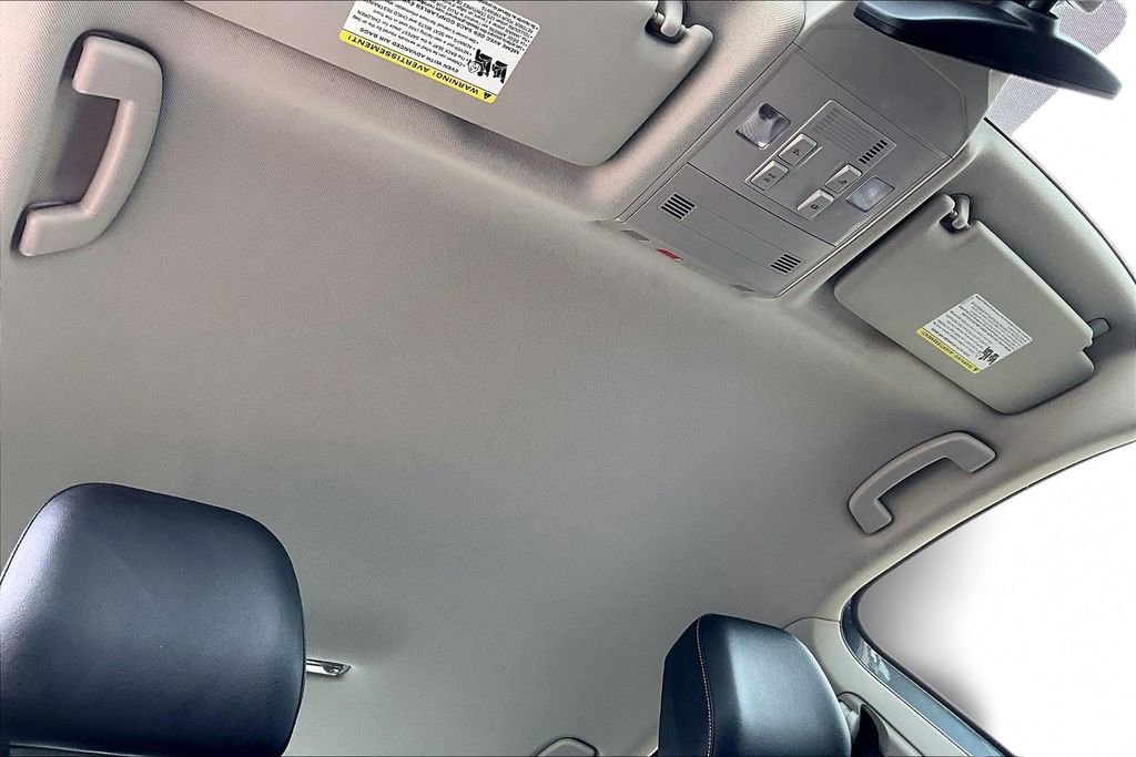 Used 2024 Volkswagen Jetta SE FWD image 22