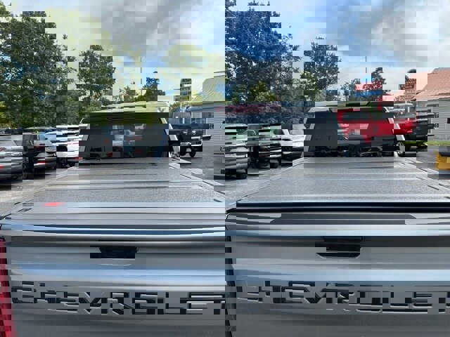 Used 2024 Chevrolet Silverado 1500 RST w/ Z71 Off-Road Package image 11