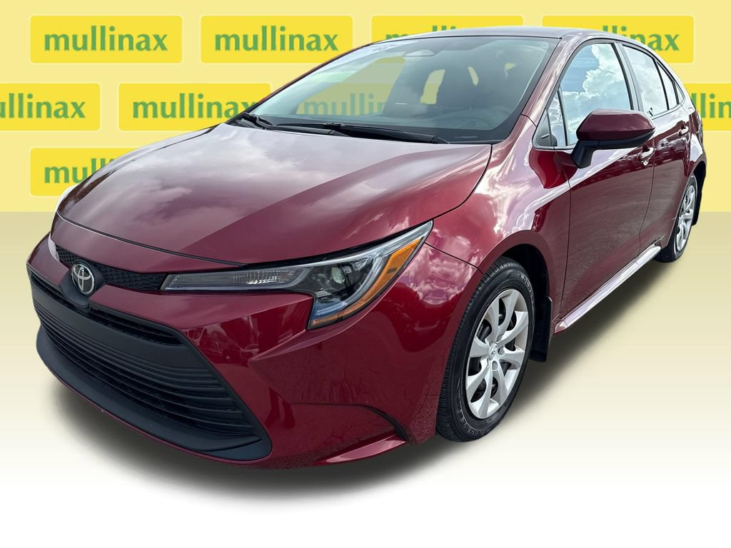 Used 2026 Toyota Corolla LE FWD image 10
