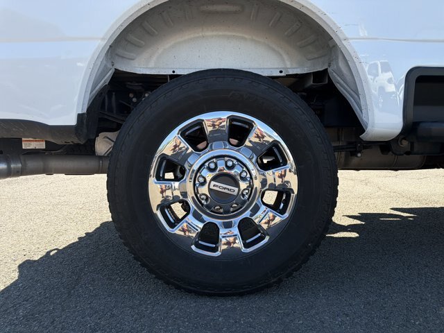 Certified 2023 Ford F250 Lariat w/ Chrome Package AWD/4WD image 32
