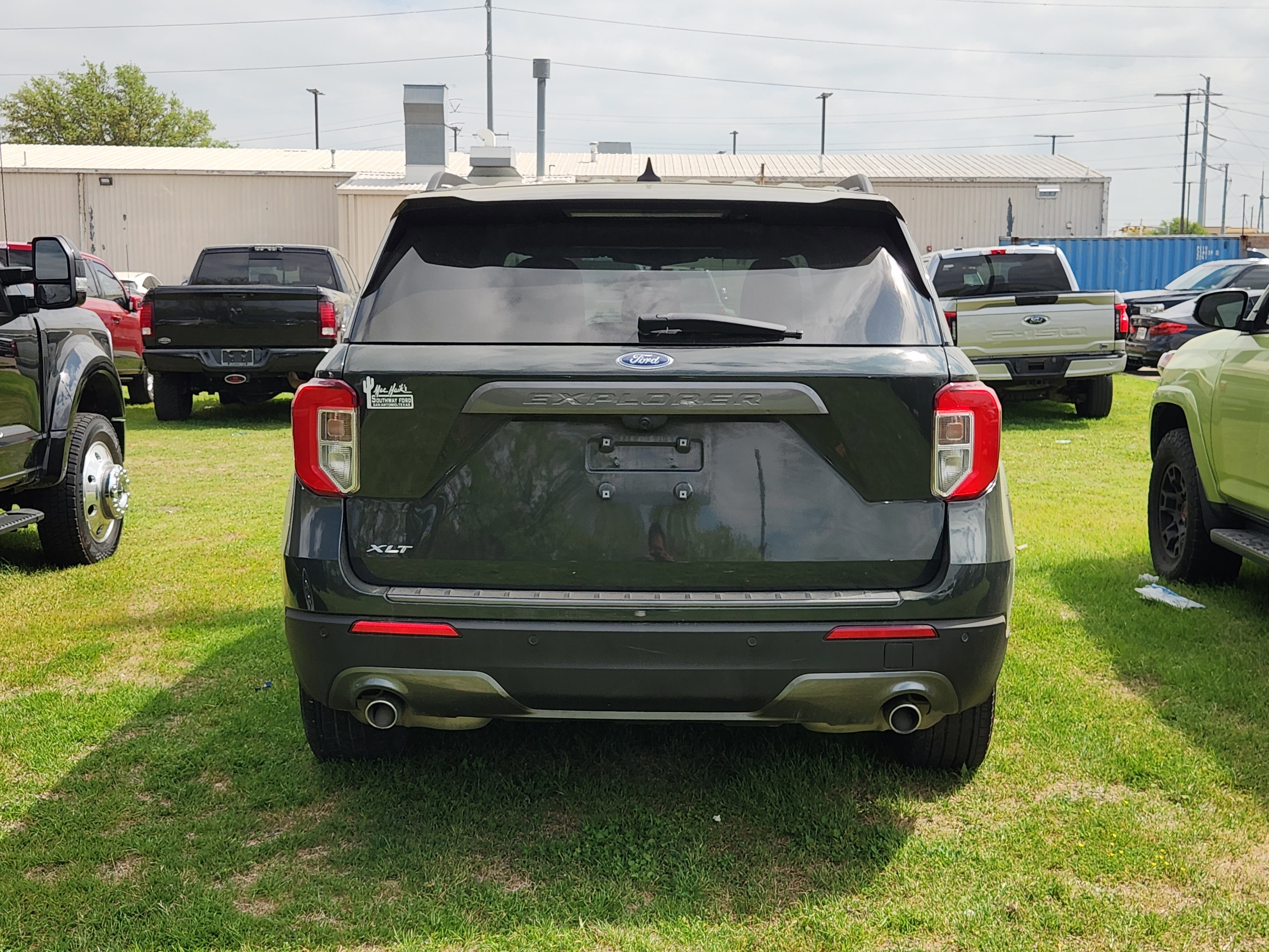 Certified 2023 Ford Explorer XLT w/ Equipment Group 202A image 4