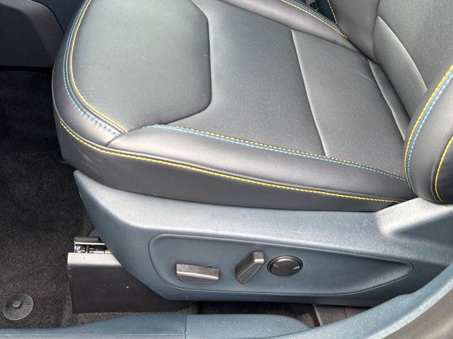 Certified 2025 Ford Maverick Lobo AWD/4WD image 17