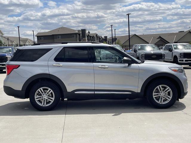 Certified 2021 Ford Explorer XLT w/ Equipment Group 202A AWD/4WD image 6