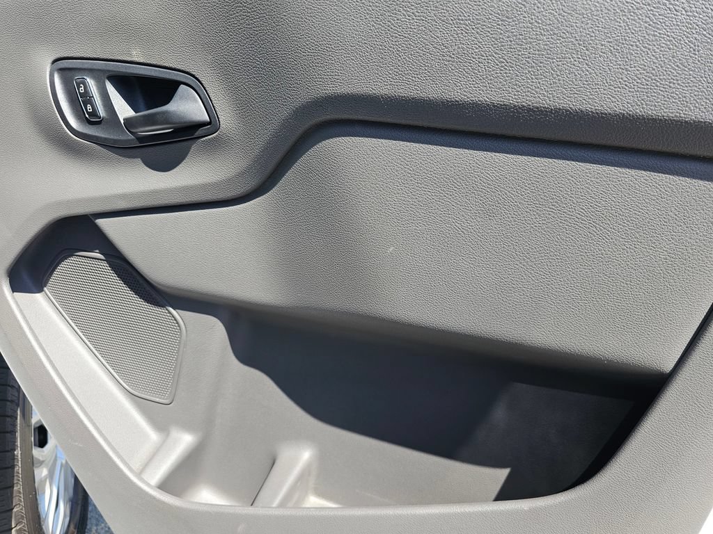 Certified 2023 Ford Transit 350 XLT RWD image 9