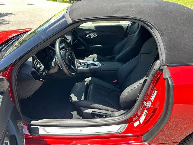 Used 2026 BMW Z4 sDrive30i RWD image 9