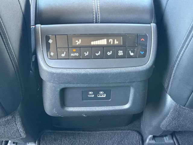 Used 2023 Nissan Pathfinder SL w/ SL Premium Package FWD image 17