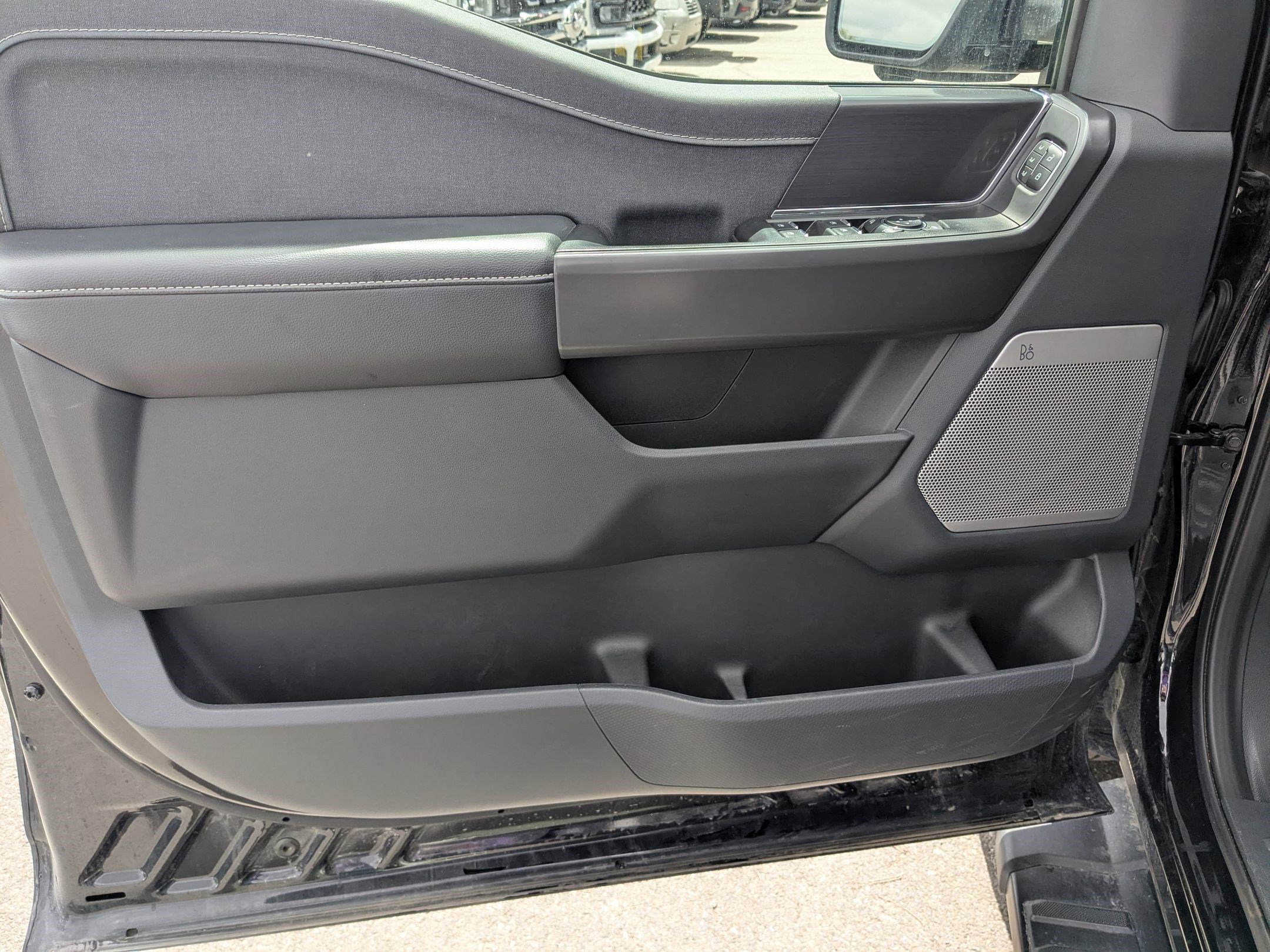 Certified 2025 Ford F150 Lariat AWD/4WD image 17