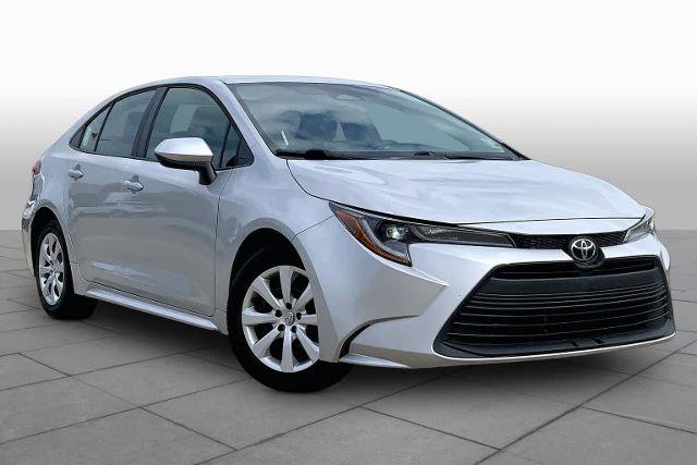 Used 2024 Toyota Corolla LE FWD image 3