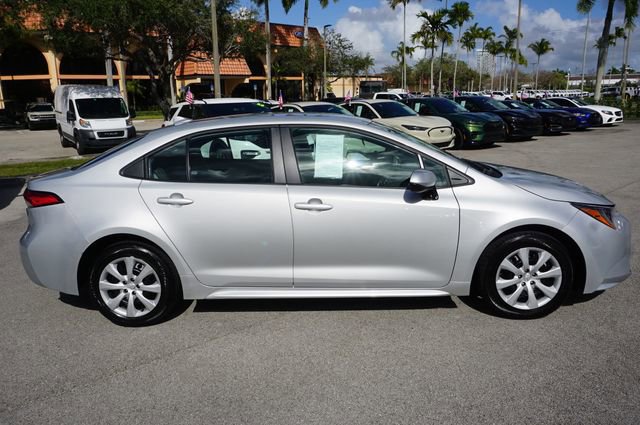 Used 2024 Toyota Corolla LE image 4