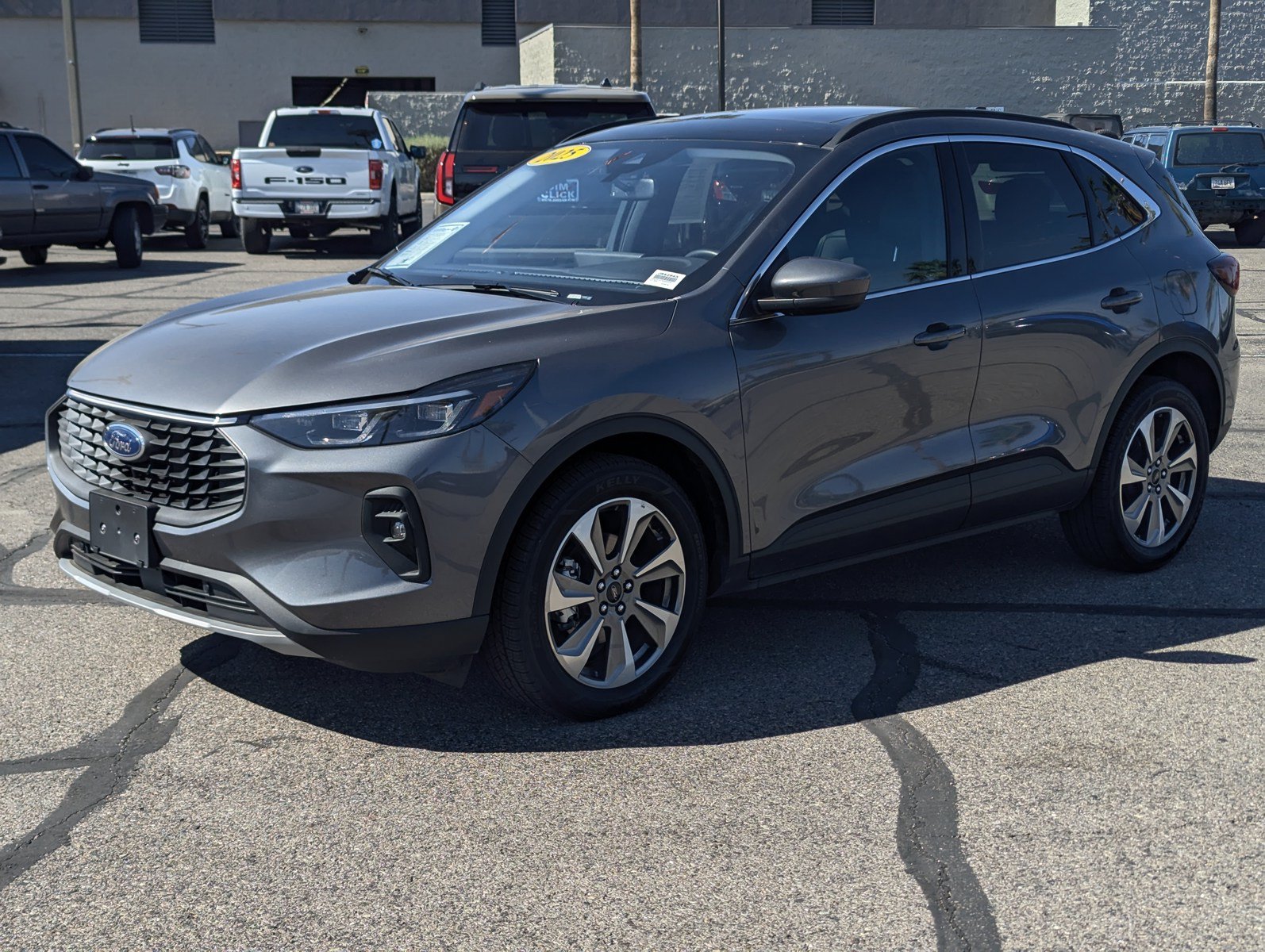 Certified 2025 Ford Escape Platinum AWD/4WD image 5