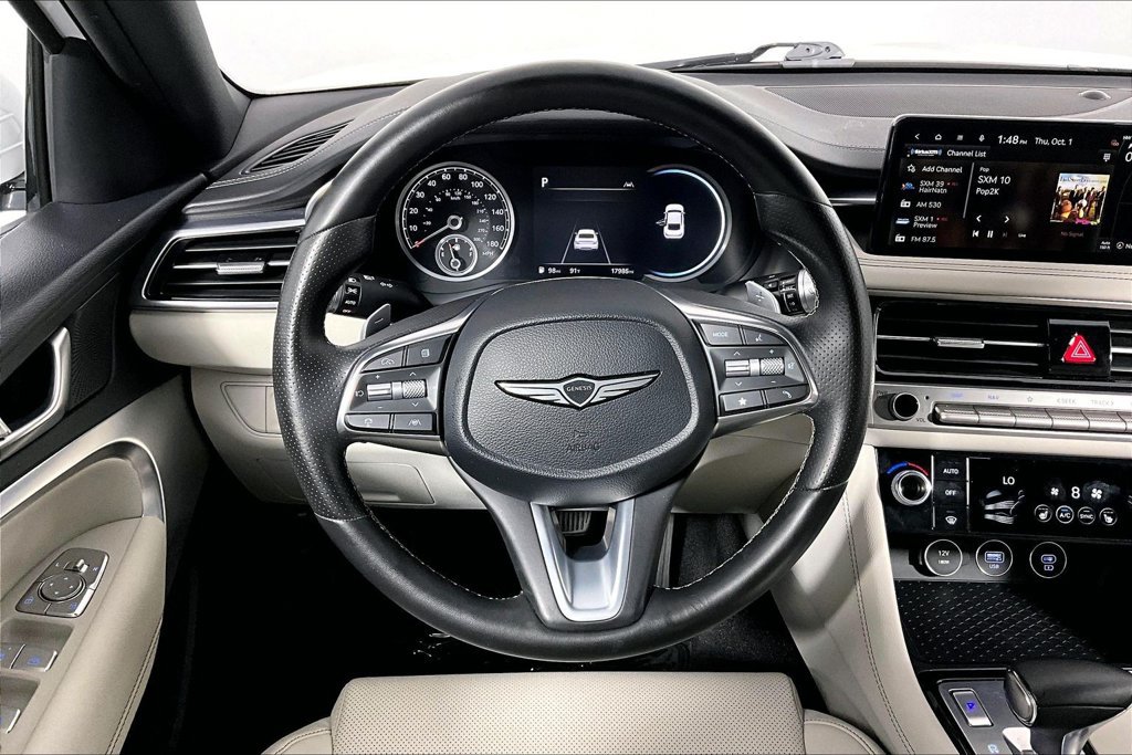 Used 2025 Genesis G70 2.5T RWD image 5