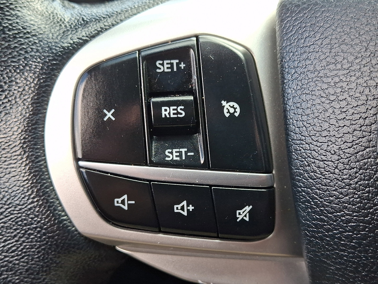 Certified 2021 Ford Explorer XLT image 21