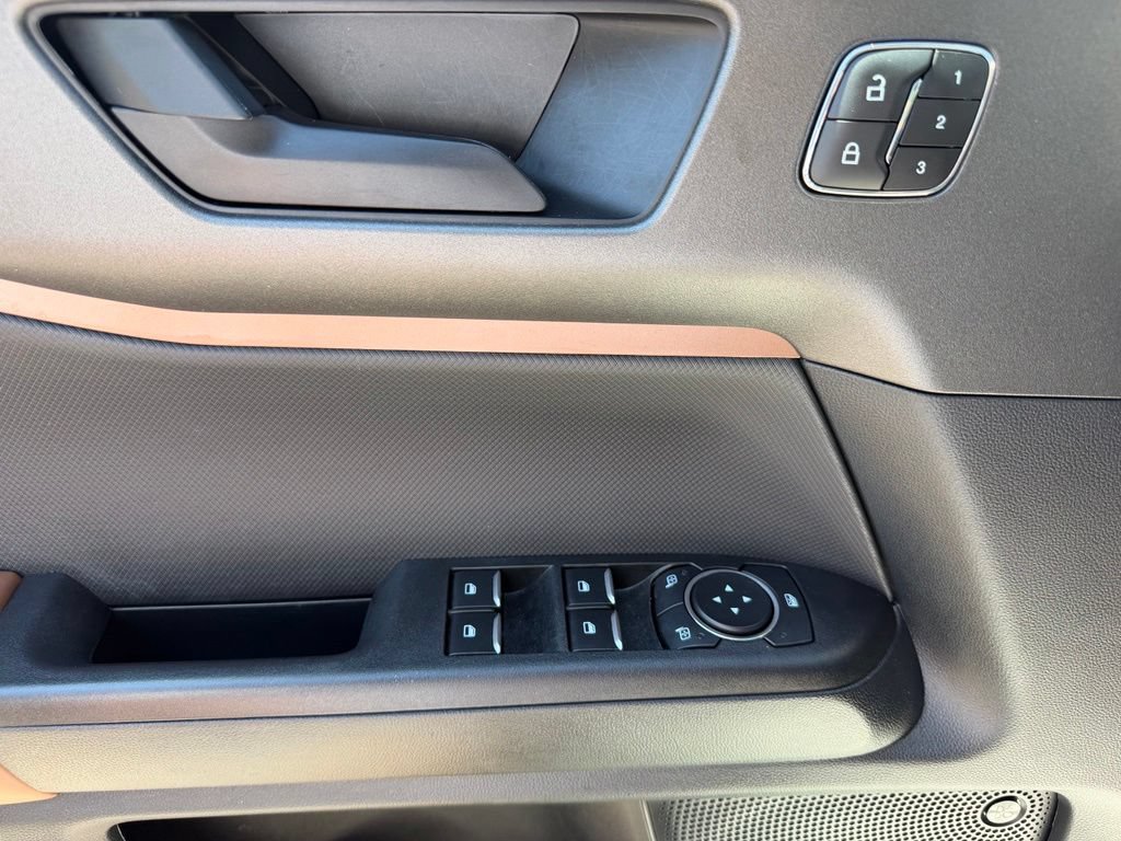 Certified 2025 Ford Bronco Sport Outer Banks w/ Outer Banks Tech Package+ AWD/4WD image 21