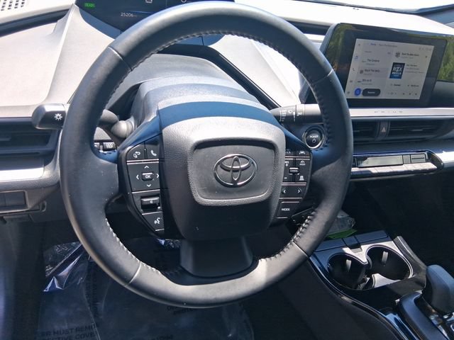 Used 2025 Toyota Prius LE FWD image 13