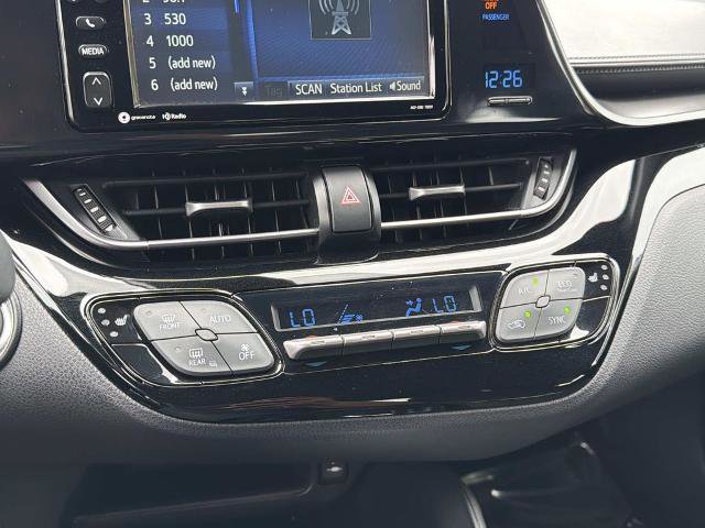 Used 2018 Toyota C-HR XLE FWD image 23