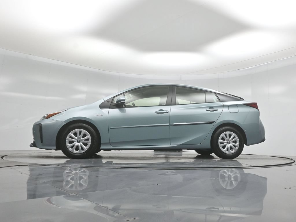 Used 2021 Toyota Prius LE FWD image 47
