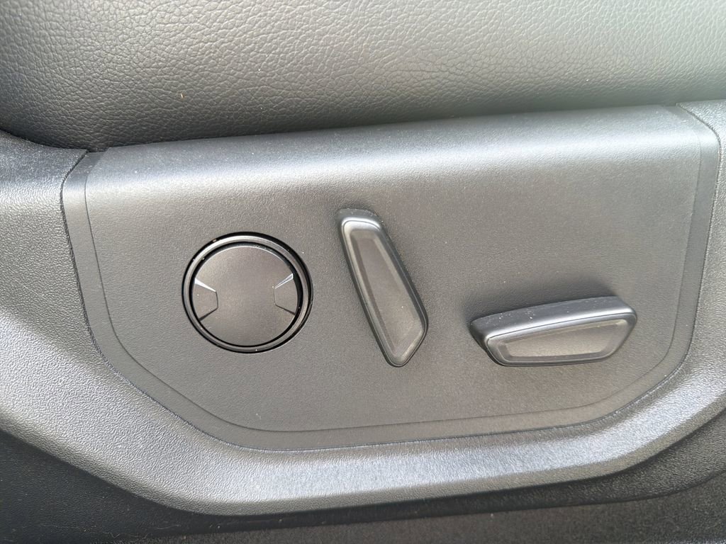 Certified 2022 Ford F250 Lariat w/ Lariat Ultimate Package image 21