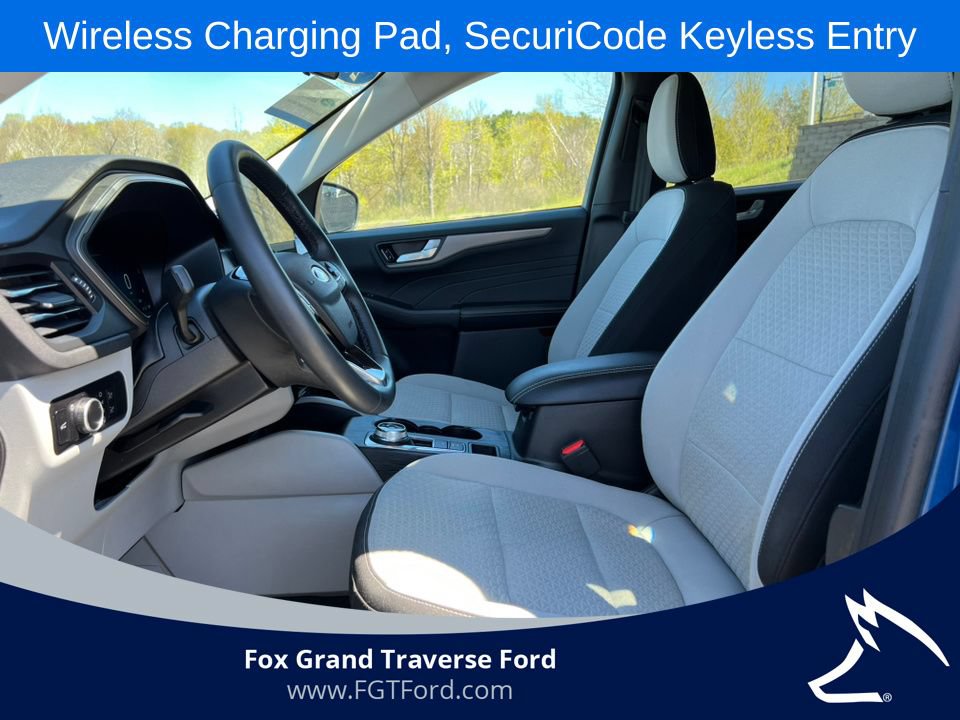 Certified 2023 Ford Escape Active w/ Tech Pack #2 AWD/4WD image 3