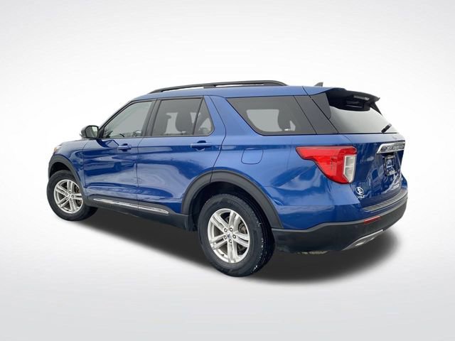 Certified 2023 Ford Explorer XLT w/ Equipment Group 202A image 5