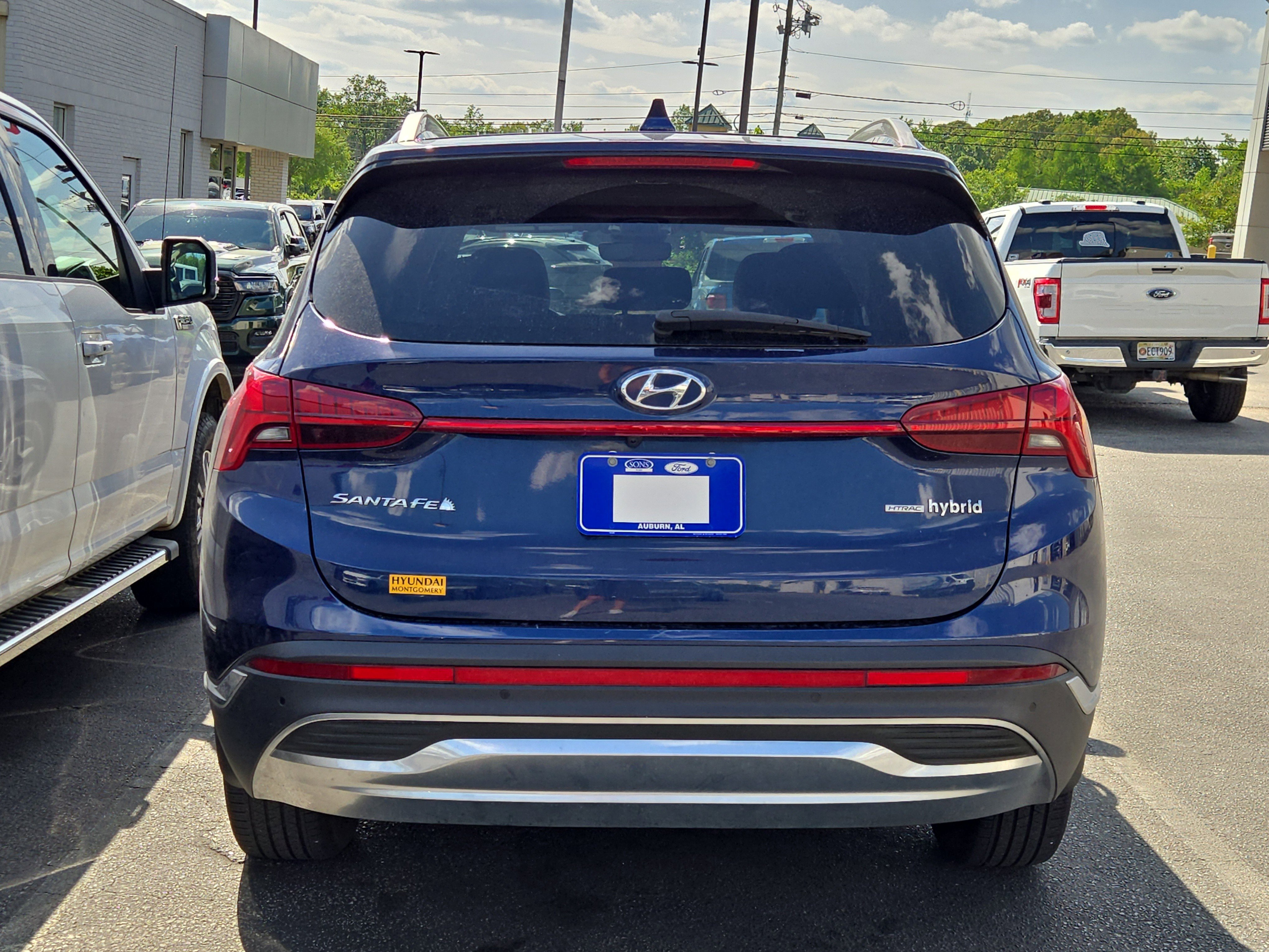 Used 2023 Hyundai Santa Fe SEL Premium AWD/4WD image 6