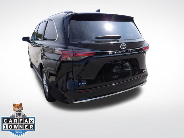 Used 2026 Toyota Sienna Limited FWD image 11