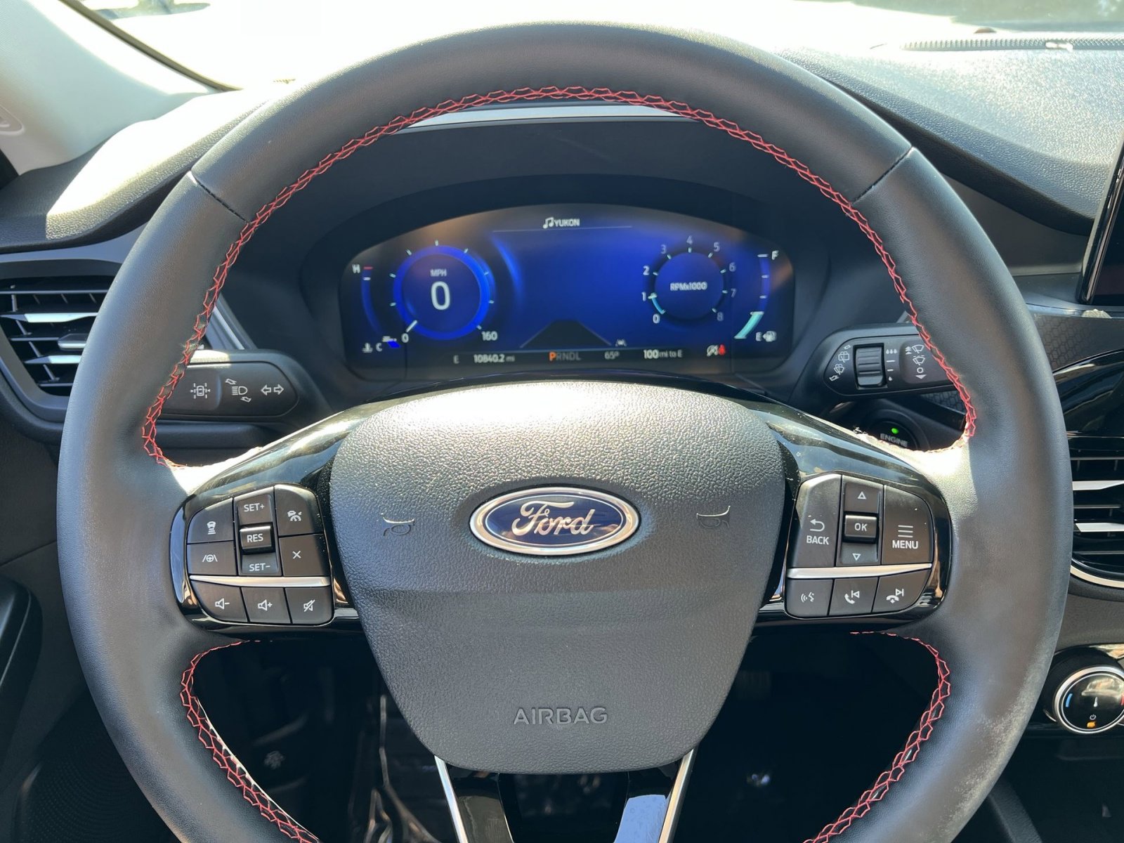 Certified 2022 Ford Escape SEL w/ SEL Stealth AWD Package image 16