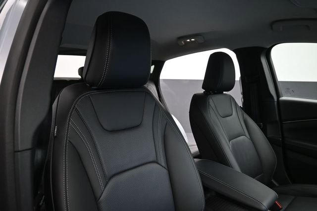 Certified 2025 Ford Mustang Mach-E Premium AWD/4WD image 28