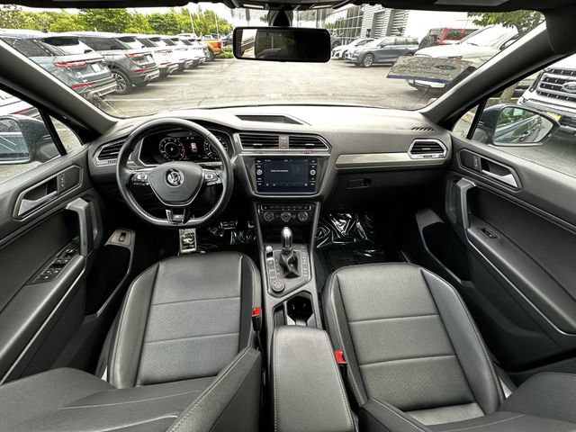 Used 2019 Volkswagen Tiguan SEL R-Line AWD/4WD image 16