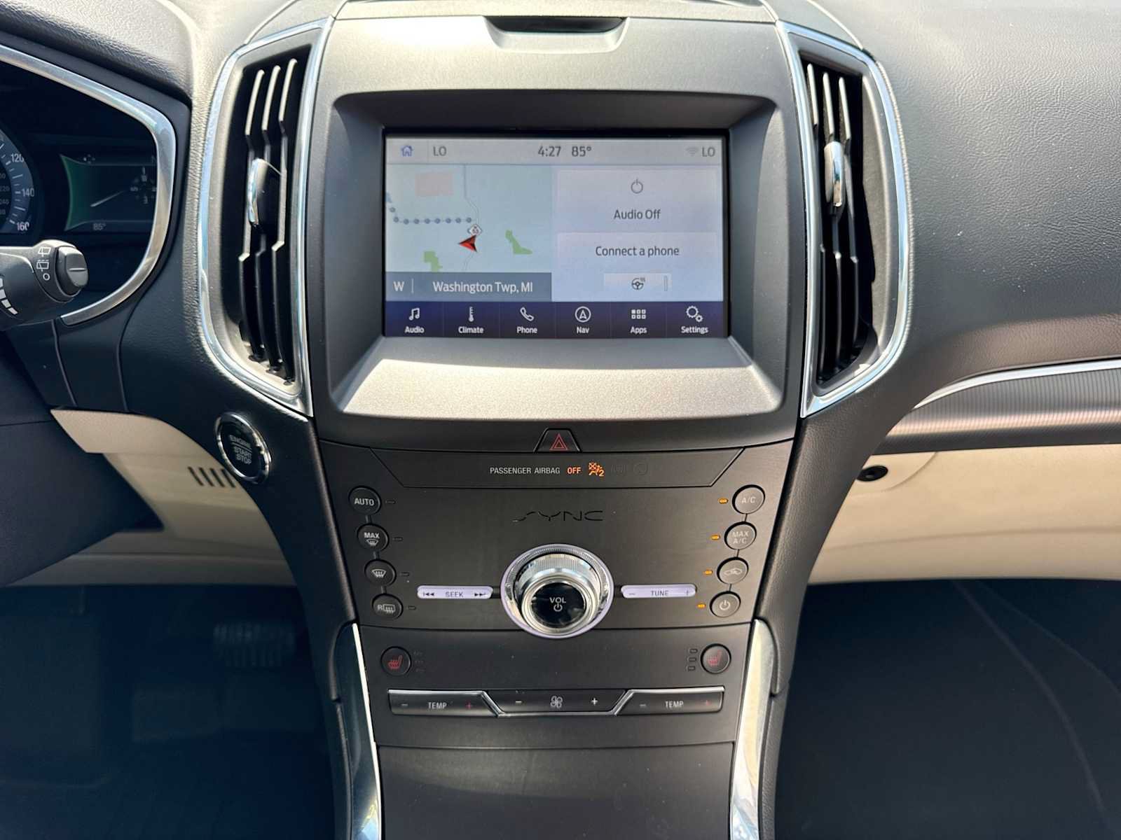 Certified 2020 Ford Edge Titanium AWD/4WD image 26
