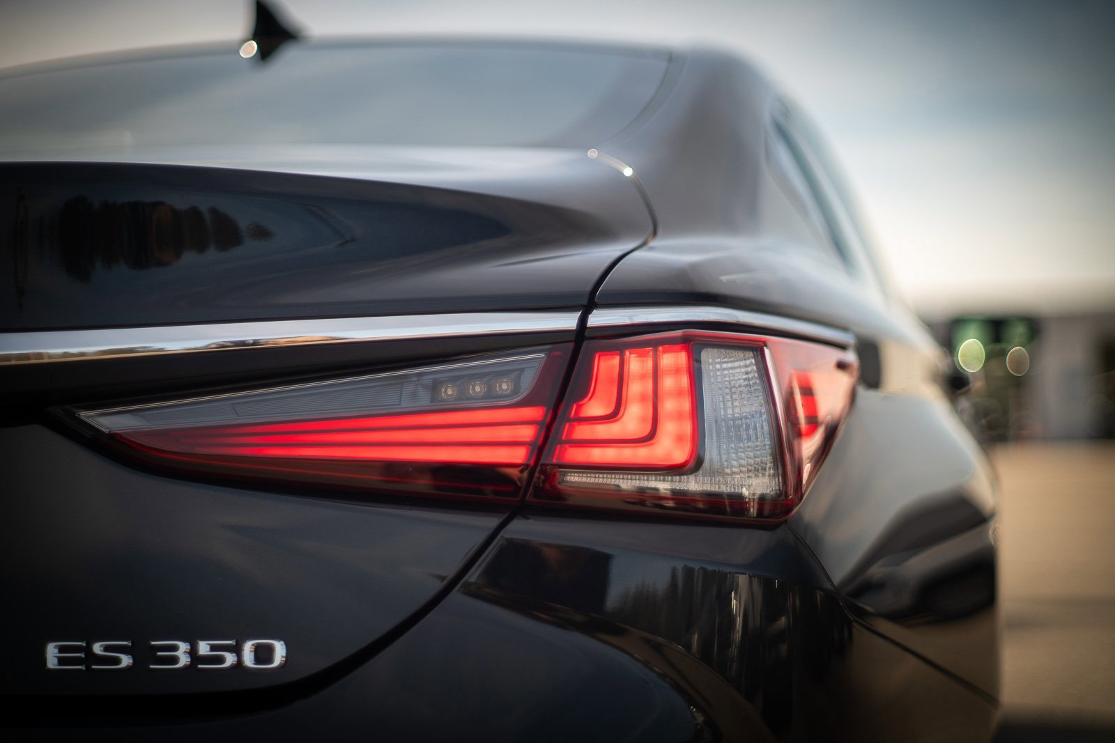 Used 2023 Lexus ES 350 w/ Premium Package image 24