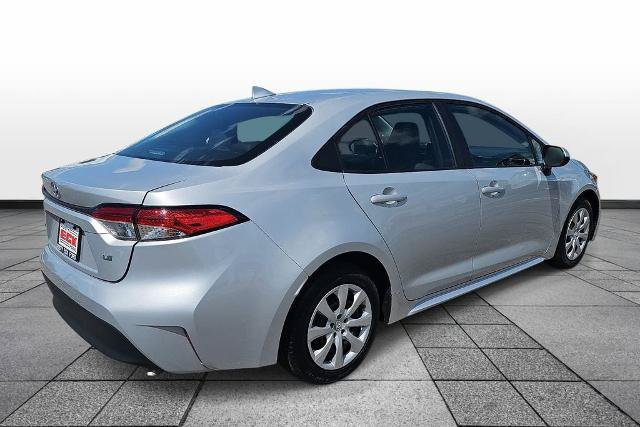 Used 2024 Toyota Corolla LE FWD image 5