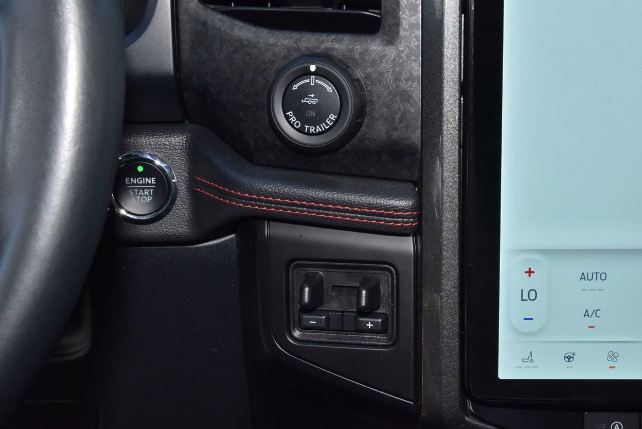 Certified 2023 Ford Expedition Limited image 33