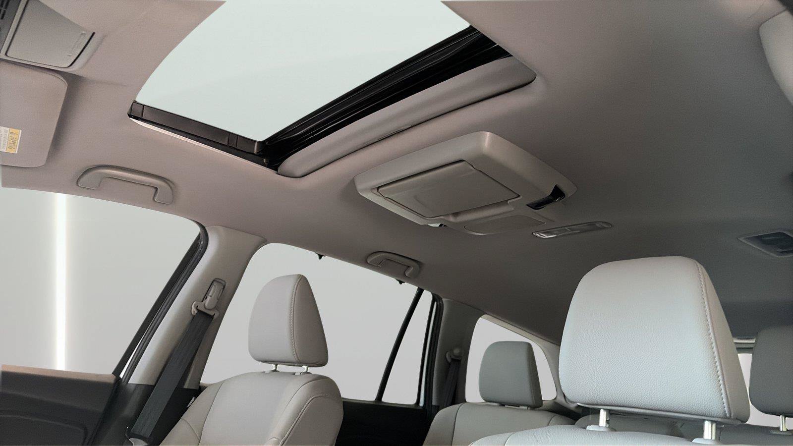 Used 2019 Honda Pilot Touring image 16