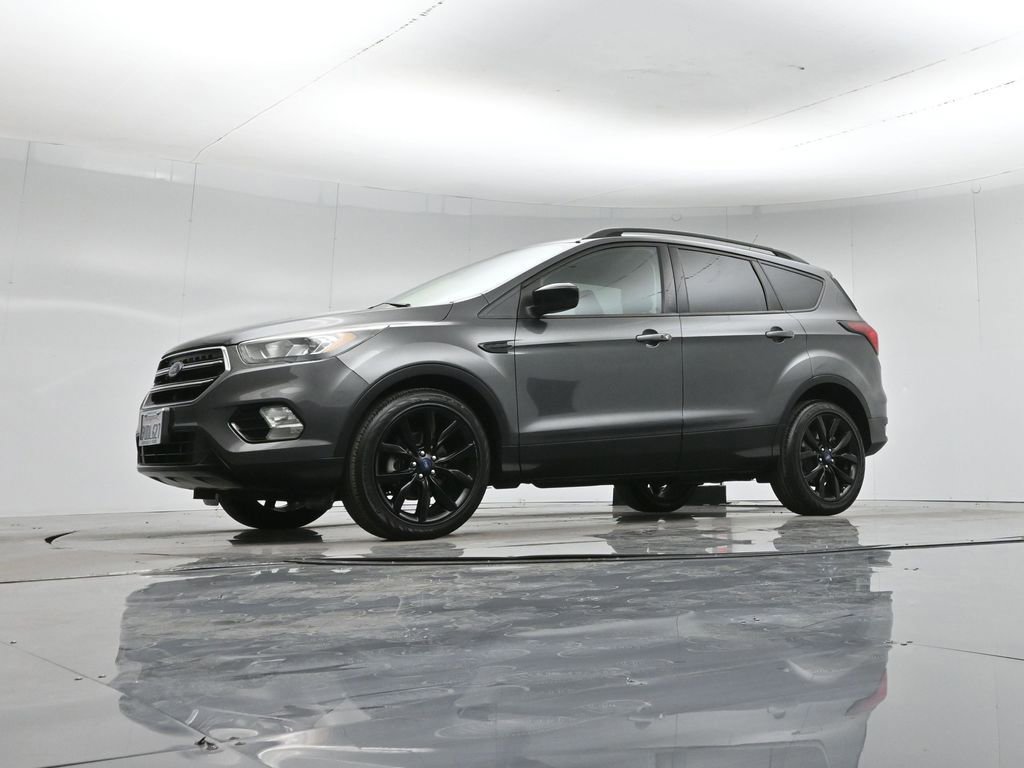 Certified 2019 Ford Escape SE image 30