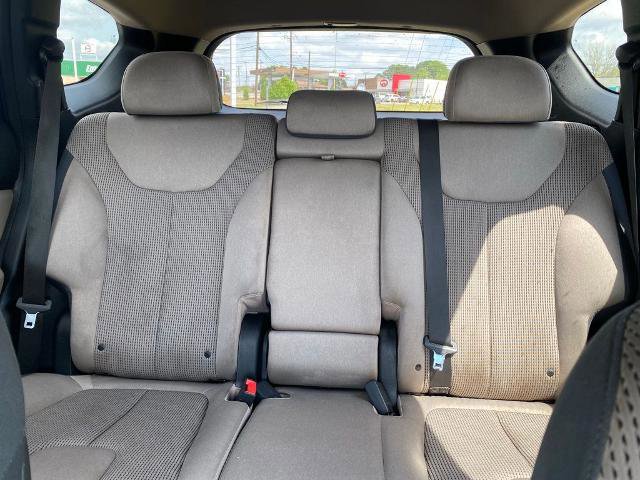 Used 2019 Hyundai Santa Fe SEL FWD image 25